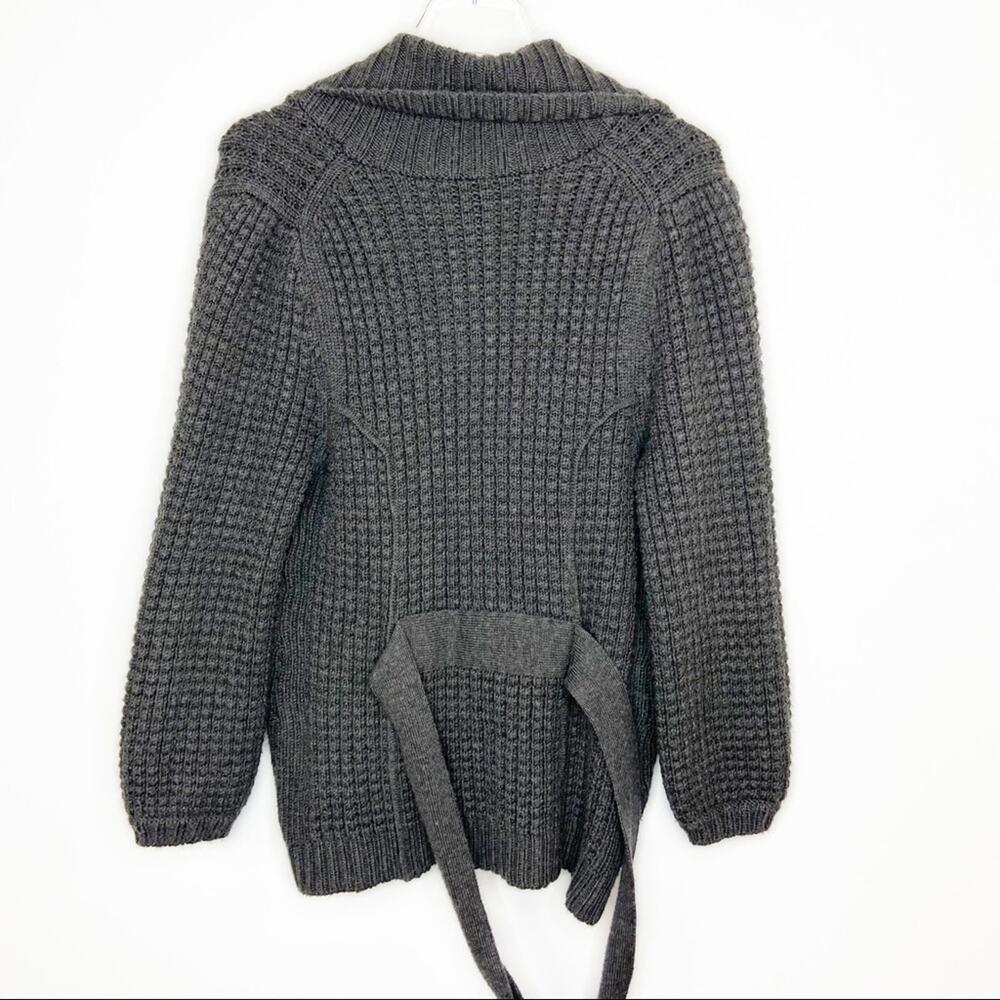 Bcbgenerations Wool Blend Popcorn / Cocoon Knit T… - image 2